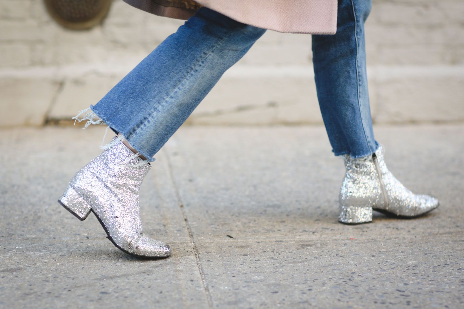 Αποτέλεσμα εικόνας για street style glitter  boots
