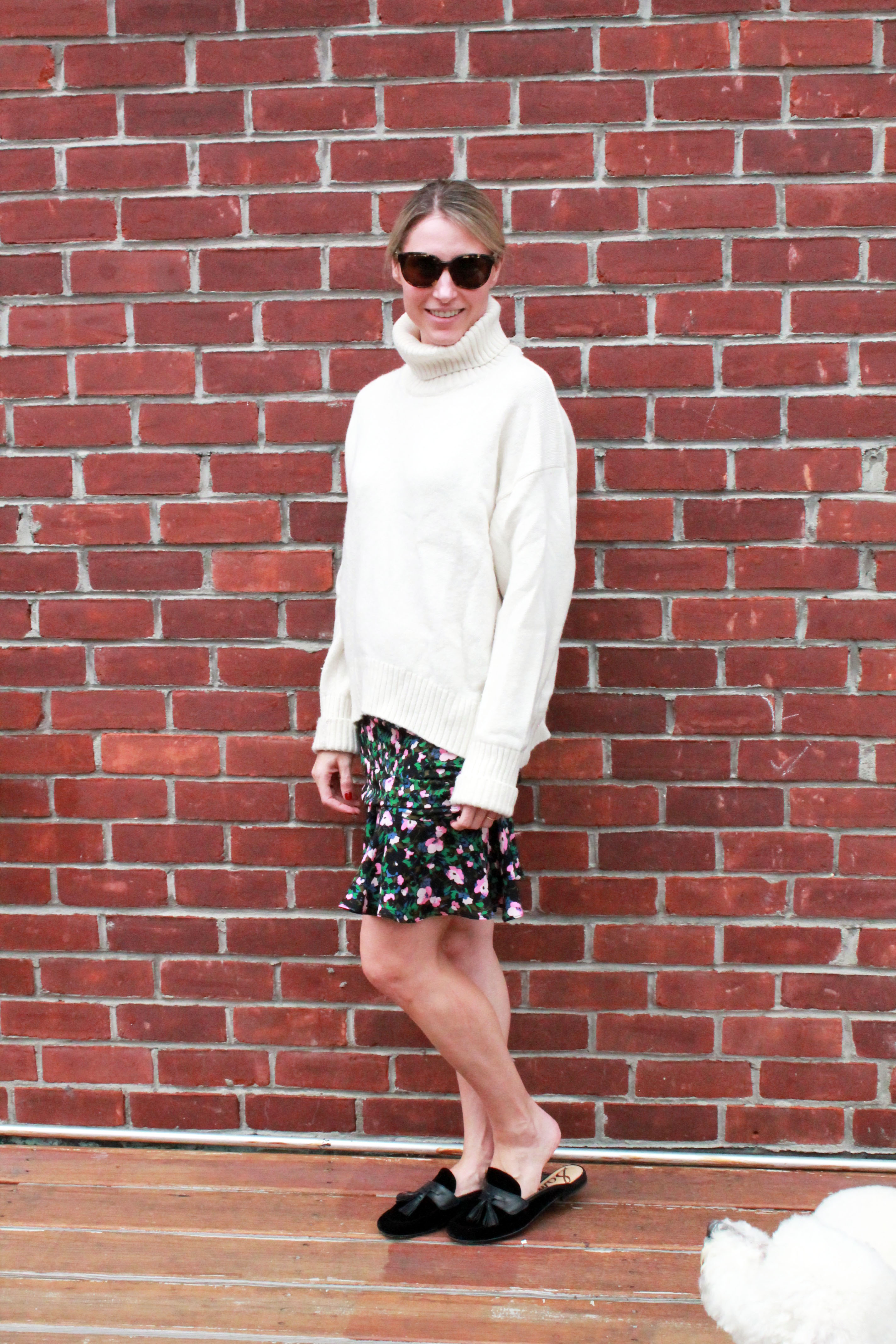 short floral skirt outfit ideas