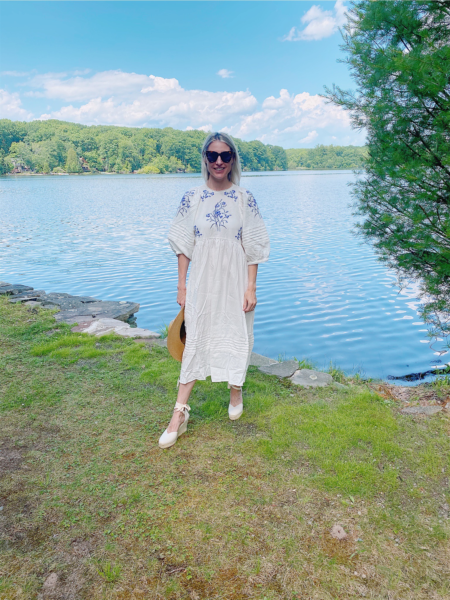 what to wear for a summer weekend at the lake