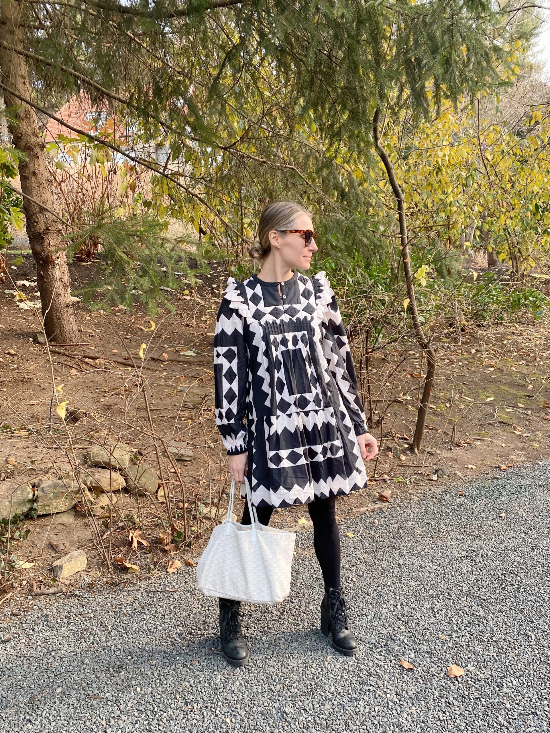 winter maternity outfits, maternity workwear, what I wore the second week of January 2022